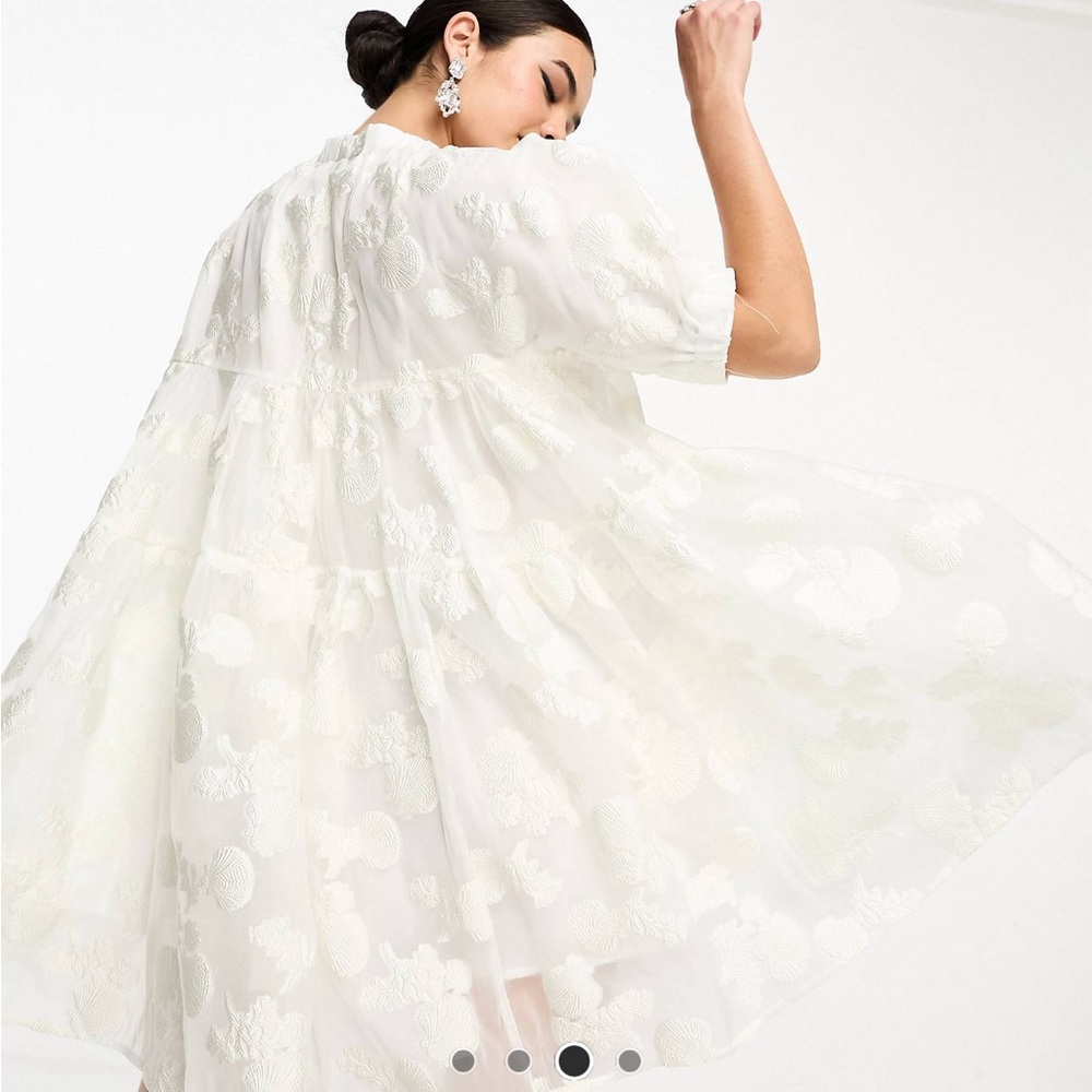 White  sister Jane dress